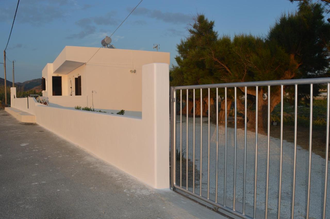 Waves House Villa Kíssamos Exterior foto